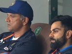 Rahul Dravid and Virat Kohli in the dressing room during 2nd Test at Wanderers.(Twitter) Rahul Dravid and Virat Kohli in the dressing room during 2nd Test at Wanderers.(Twitter)