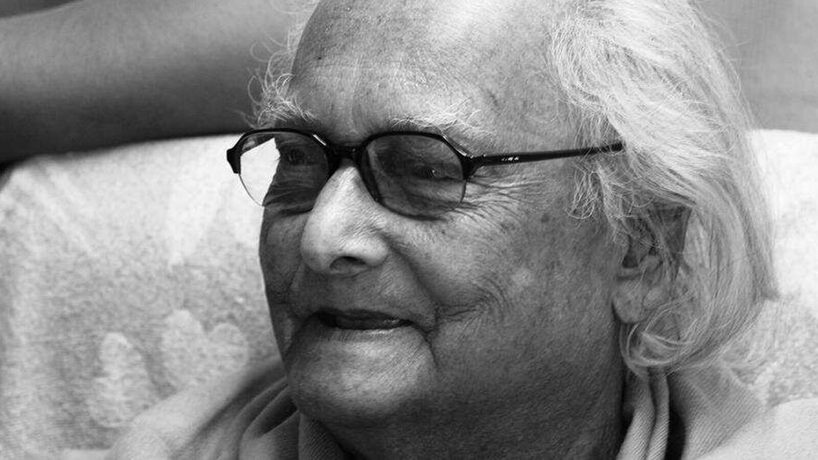 ‘Immeasurable loss to world of literary creativity and comics’: Bengal CM condoles death of cartoonist Narayan Debnath