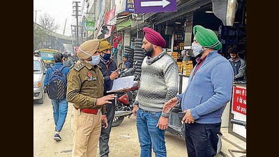 Saying that the sound emitted by the modified silencers often creates panic amid residents, who fear that a gunshot has been discharged, Ludhiana assistant commissioner of police (ACP, Traffic Zone 2) Karnail Singh held a meeting with spare parts dealers and warned them against selling the banned silencers. (Representative Image/Ht file) Saying that the sound emitted by the modified silencers often creates panic amid residents, who fear that a gunshot has been discharged, Ludhiana assistant commissioner of police (ACP, Traffic Zone 2) Karnail Singh held a meeting with spare parts dealers and warned them against selling the banned silencers. (Representative Image/Ht file)