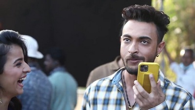 Aayush Sharma shared a video of him pranking a saleswoman.