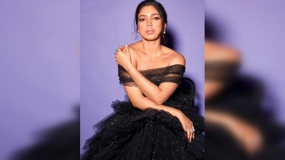 In another, Bhumi Pednekar looked absolutely divine in a black ruffled gown. (Instagram/@bhumipednekar) In another, Bhumi Pednekar looked absolutely divine in a black ruffled gown. (Instagram/@bhumipednekar)
