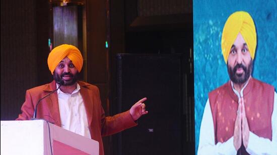 Aam Aadmi Party Punjab president Bhagwant Mann addressing the media and supporters after being named the AAP’s chief ministerial candidate in Mohali on Tuesday afternoon. (Ravi Kumar/HT)