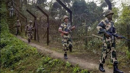 BSF: 82 truckers found with fake driving licences at Bangladesh border