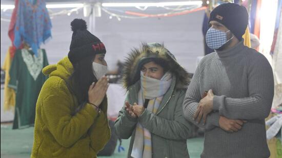 Chandigarh continued to remain colder than Shimla for the third day in a row, on Tuesday. (KESHAV SINGH/HT)