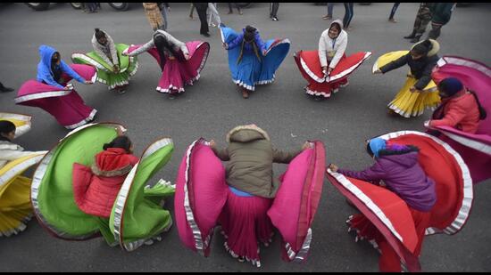 New Delhi, India - Jan. 18, 2022: Tableaux artists from Haryana rehearse for the upcoming Republic Day parade, at Rajpath, in New Delhi, India, on Tuesday, January 18, 2022. (Photo by Raj K Raj / Hindustan Times) (Hindustan Times) New Delhi, India - Jan. 18, 2022: Tableaux artists from Haryana rehearse for the upcoming Republic Day parade, at Rajpath, in New Delhi, India, on Tuesday, January 18, 2022. (Photo by Raj K Raj / Hindustan Times) (Hindustan Times)