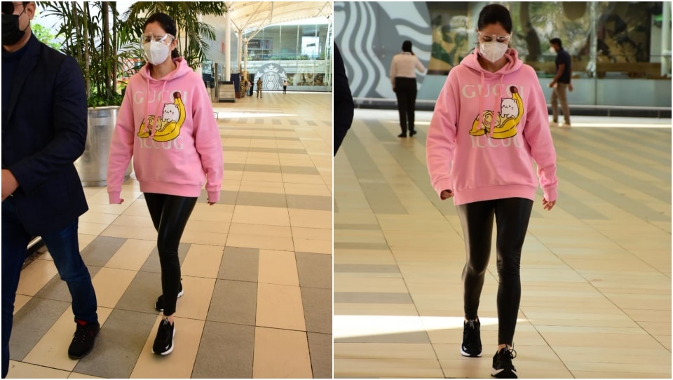 Katrina Kaif wore a baby pink sweatshirt. (HT Photo/Varinder Chawla) Katrina Kaif wore a baby pink sweatshirt. (HT Photo/Varinder Chawla)