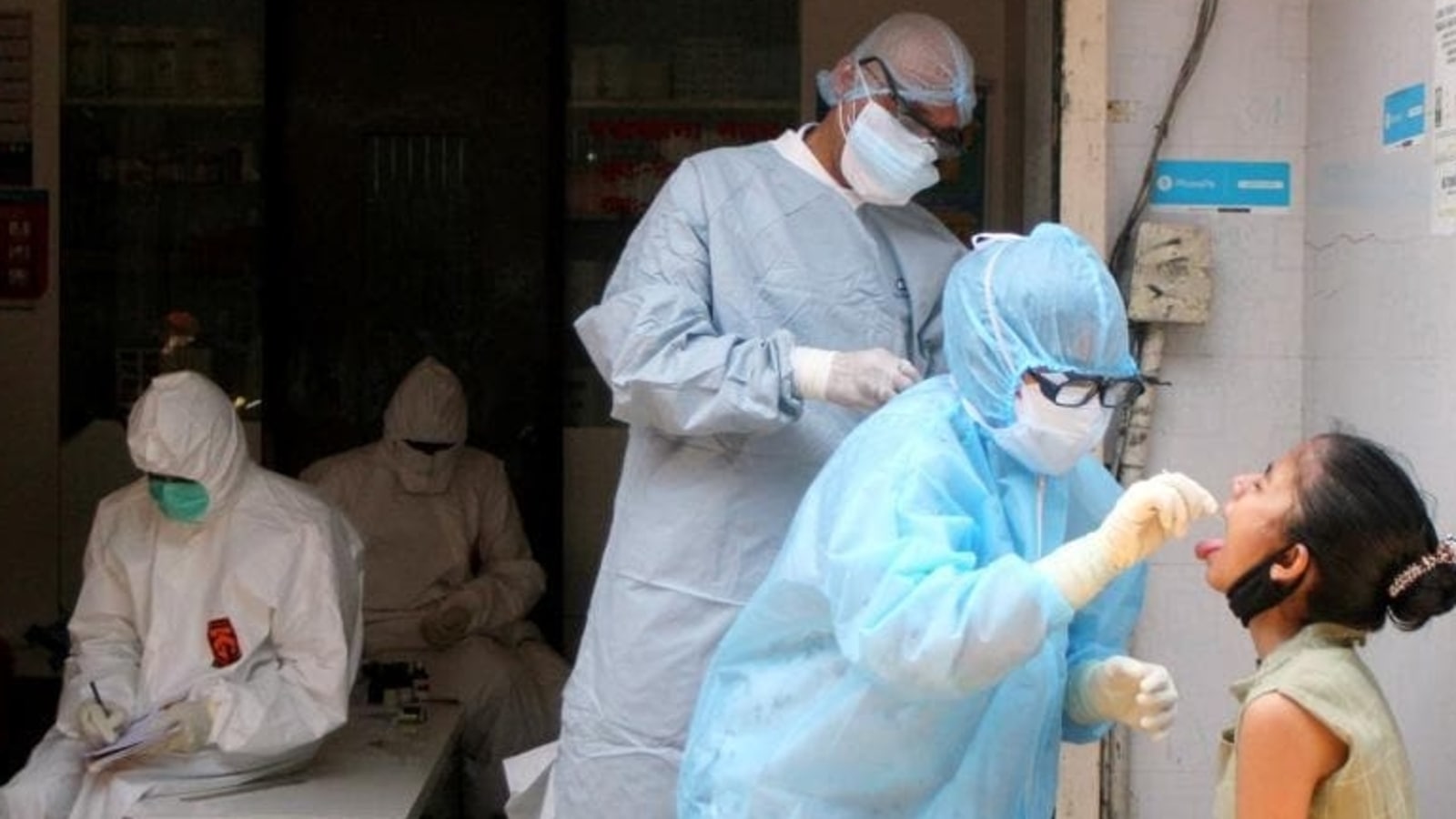 Daily Covid cases in Maharashtra declining, hospitalisations are less