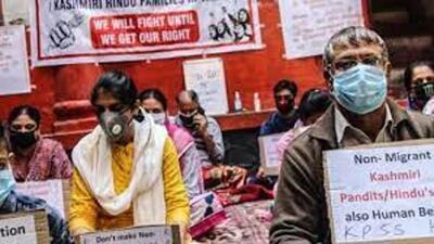 Thirty-two years on, the wounds of the exiled Kashmiri Pandit community have not healed. However, they have still not lost hope of returning to their homeland someday (Representative Image/HT file) Thirty-two years on, the wounds of the exiled Kashmiri Pandit community have not healed. However, they have still not lost hope of returning to their homeland someday (Representative Image/HT file)