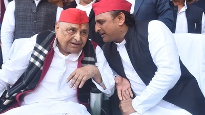 In 2012, when Akhilesh Yadav became the country's youngest chief minister, he took the route of the Legislative Council. In 2012, when Akhilesh Yadav became the country's youngest chief minister, he took the route of the Legislative Council.