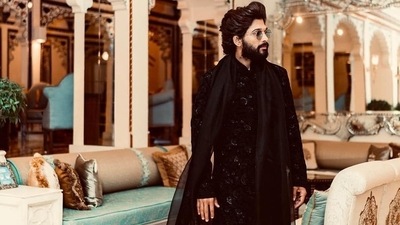 Allu Arjun's 2020 ethnic look, in ₹3 lakh Manish Malhotra sherwani, goes viral (Instagram/manishmalhotraworld) Allu Arjun's 2020 ethnic look, in ₹3 lakh Manish Malhotra sherwani, goes viral (Instagram/manishmalhotraworld)