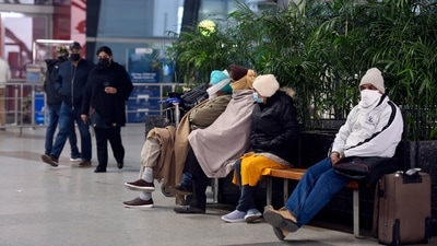 The cases have reduced in the last five days with the Delhi health minister on Monday attributing the decline to the weekend curfew. (HT Photo) The cases have reduced in the last five days with the Delhi health minister on Monday attributing the decline to the weekend curfew. (HT Photo)