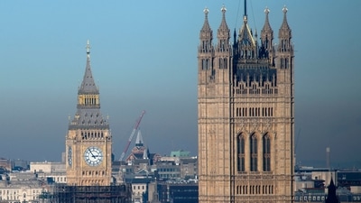 London view from the Elizabeth Tower, commonly known as Big Ben, at the Palace of Westminster. England set to lift Covid-19 travel rules betting Omicron has peaked (AFP) London view from the Elizabeth Tower, commonly known as Big Ben, at the Palace of Westminster. England set to lift Covid-19 travel rules betting Omicron has peaked (AFP)