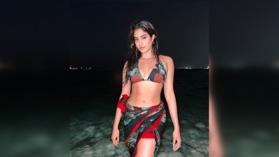 In an earlier post, Janhvi Kapoor was seen flaunting her toned body in black and red floral swimwear. (Instagram/@janhvikapoor) In an earlier post, Janhvi Kapoor was seen flaunting her toned body in black and red floral swimwear. (Instagram/@janhvikapoor)
