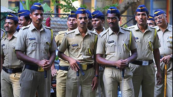 Based on call data records, the police found the accused was using a mobile number in the name of someone else. (HT Photo (Representative Image))