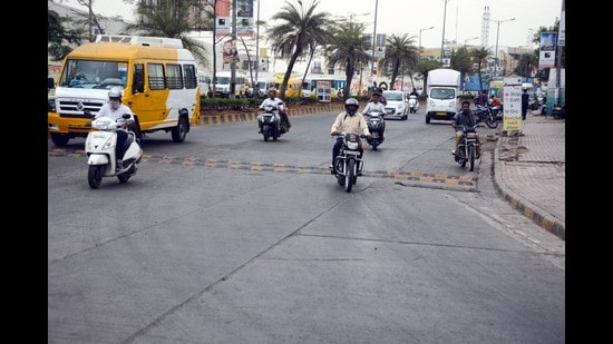 Shivane-Kharadi road pending for 10 years, PMC claims to complete ...