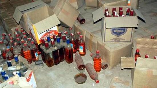 Ludhiana police commissioner Gurpreet Singh Bhullar said more such operations will be carried out in the area in the coming days and strict action will be taken against those indulging in this malpractice of making or selling illicit liquor (HT File/For Representational purposes only)