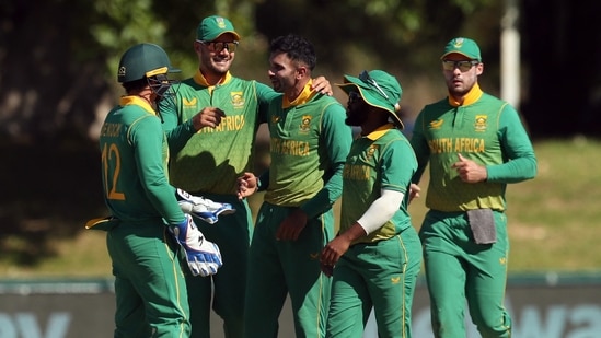 Cricket - First One Day International - South Africa v India - Boland Park, Paarl, South Africa - January 19, 2022 South Africa's Keshav Maharaj celebrates with teammates after taking the wicket of India's Shikhar Dhawan REUTERS/Sumaya Hisham(REUTERS)