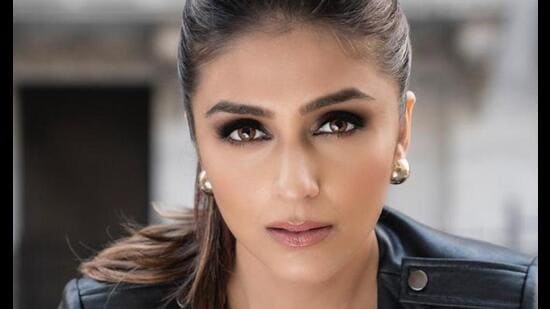 Being in front of camera gives me an instant pep-up: Aarti Chabria ...
