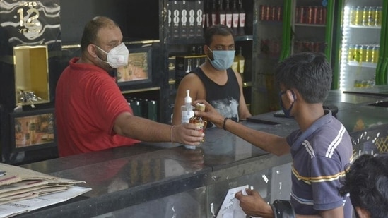 Under the new excise policy of the Delhi government, modern liquor shops are being set up in the city. (HT Photo) Under the new excise policy of the Delhi government, modern liquor shops are being set up in the city. (HT Photo)