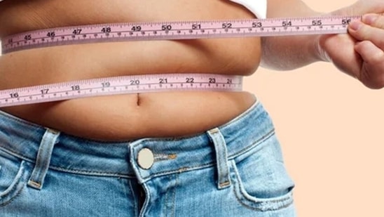 Helps in weight loss: సొంటి ఒకవైపు జీర్ణక్రియలను మెరుగుపరుస్తుంది, మరోవైపు ఆకలిని మందగిస్తుంది. కాబట్టి బరువు తగ్గాలనుకునే వారికి ఇది అనేక ప్రయోజనాలను చేకూరుస్తుంది.