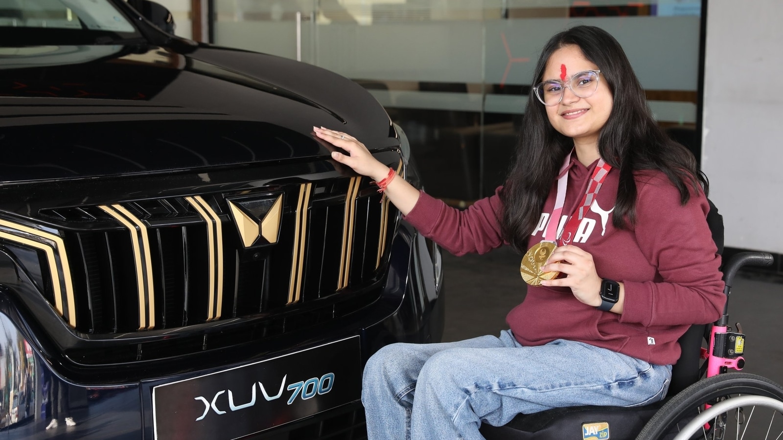 Paralympian Avani Lekhara thanks Anand Mahindra for personalised car, he replies