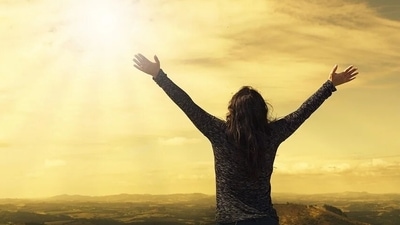 Makes you happy: Walking encourages our brain to release endorphins, a neurotransmitter that makes us happy. (Pixabay) Makes you happy: Walking encourages our brain to release endorphins, a neurotransmitter that makes us happy. (Pixabay)