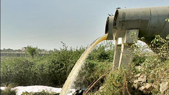 Representatives of the dyeing industry slammed Congress leaders for attaching Ludhiana MC sewer lines with those meant for the CETP. (Representative photo/HT File)