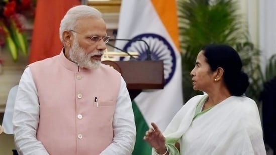 Prime Minister Narendra Modi with West Bengal chief minister Mamata Banerjee. (File Photo / HT) Prime Minister Narendra Modi with West Bengal chief minister Mamata Banerjee. (File Photo / HT)