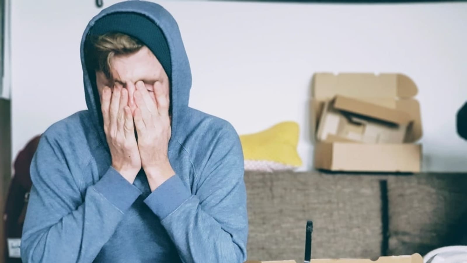 Brain fog due to Covid: Study claims it's due to virus' effect on spinal fluid - Hindustan Times