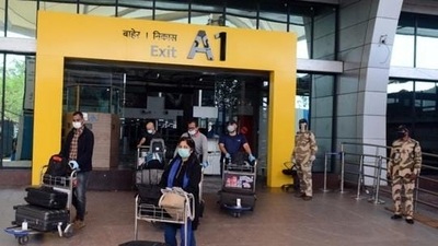The decision bars passengers from carrying more than one cabin luggage on flights within India. (HT PHOTO)