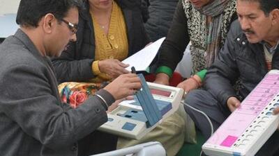 SAD leaders made promises to increase number of MC wards in Ludhiana if voted to power in the Punjab assembly elections. (AFP)