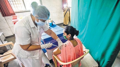 Around 15 per cent precaution doses have been administered in the State. Pune district has given the second most doses after Mumbai. (HT PHOTO) Around 15 per cent precaution doses have been administered in the State. Pune district has given the second most doses after Mumbai. (HT PHOTO)