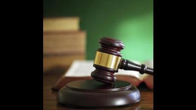 Gavel and law books (Getty Images/iStockphoto) Gavel and law books (Getty Images/iStockphoto)