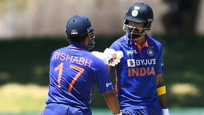 Rishabh Pant and KL Rahul during the 2nd ODI match between India and South Africa, at Boland Park (ANI) Rishabh Pant and KL Rahul during the 2nd ODI match between India and South Africa, at Boland Park (ANI)