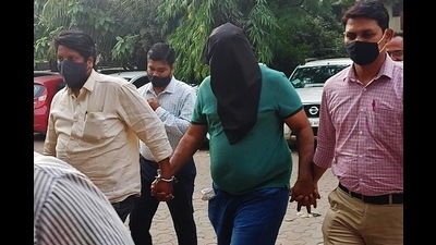 Suresh Pujari was extradited from the Philippines, where he was nabbed in October 2021, and handed over to Maharashtra ATS on his arrival in New Delhi on December 15. (Praful Gangurde / HT Photo) Suresh Pujari was extradited from the Philippines, where he was nabbed in October 2021, and handed over to Maharashtra ATS on his arrival in New Delhi on December 15. (Praful Gangurde / HT Photo)
