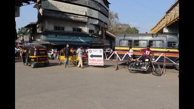 With the work of SATIS going on in Kalyan railway station area, roads are dug up and barricades are placed, leading to traffic jams. One-way and diversions have eased the traffic, claim officials. (RISHIKESH CHOUDHARY/HT PHOTO) With the work of SATIS going on in Kalyan railway station area, roads are dug up and barricades are placed, leading to traffic jams. One-way and diversions have eased the traffic, claim officials. (RISHIKESH CHOUDHARY/HT PHOTO)