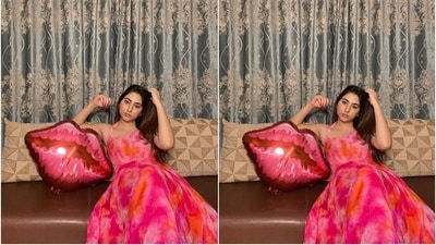 The sleeveless maxi-length ensemble also features a sweetheart neckline, fit and flared silhouette, a plunging back, fitted bodice, and a flowy skirt. It is a perfect look for enjoying a beach day during the summer or attending a brunch date with your girlfriends. (Instagram/@dishaparmar) The sleeveless maxi-length ensemble also features a sweetheart neckline, fit and flared silhouette, a plunging back, fitted bodice, and a flowy skirt. It is a perfect look for enjoying a beach day during the summer or attending a brunch date with your girlfriends. (Instagram/@dishaparmar)