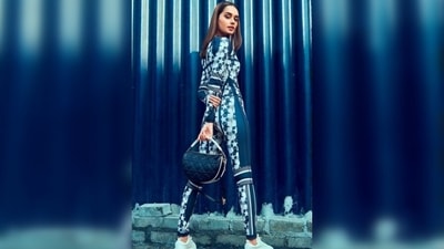 In an earlier post, Manushi Chillar showed how to keep it trendy yet comfy in a blue printed co-ord set activewear. (Instagram/@manushichhillar)