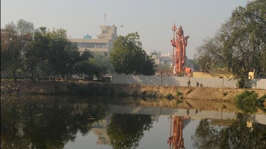 According to the Haryana Water Resources Authority, 98 out of 200 villages in Gurugram are under the severely groundwater stressed category due to over-extraction of groundwater. (Representative photo)