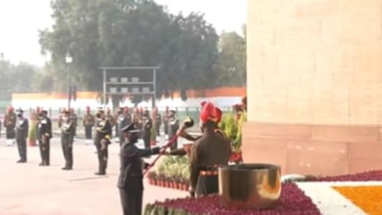 The Amar Jawan Jyoti or the "eternal flame" for soldiers at India Gate was on Friday put out after 50 years and merged with the torch at the National War Memorial, in a "historic move" by the central government.(Screenshot from footage)