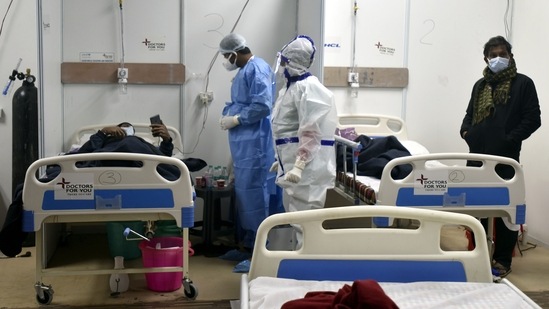 A view inside Commonwealth Games (CWG) Covid Care Centre, near Akshardham Temple, in New Delhi.(Sanjeev Verma/HT PHOTO)