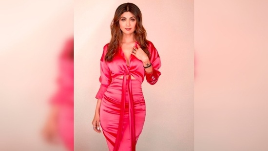 The fashionista wore this stunning ensemble to judge India's Got Talent TV show. (Instagram/@theshilpashetty)