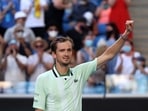 Clinical Medvedev cruises into Australian Open fourth round