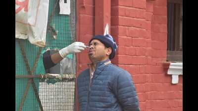 At present, between 98 to 99% of Covid-19 patients are in home isolation, the assistant chief secretary, medical and health said. (HT File Photo) At present, between 98 to 99% of Covid-19 patients are in home isolation, the assistant chief secretary, medical and health said. (HT File Photo)