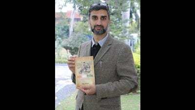 A former civil servant in the United Kingdom, Vikas Dhawan, has released his memoir, India India Feeling. (HT Photo)