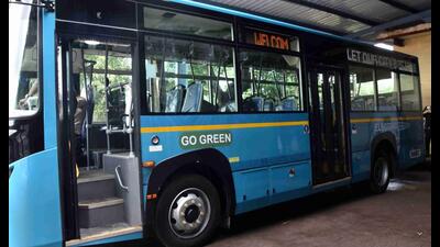 he tender floated was the outcome of the “Grand Challenge” plan for e-buses which was initiated in June last year by the ministry of power and NITI Aayog. (Hindustan Times) he tender floated was the outcome of the “Grand Challenge” plan for e-buses which was initiated in June last year by the ministry of power and NITI Aayog. (Hindustan Times)