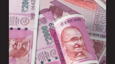 . Police have seized the cash to the tune of ₹17.9 lakh and registered a case against the unidentified occupants of the SUV, in Ludhiana. (Getty Images/iStockphoto) . Police have seized the cash to the tune of ₹17.9 lakh and registered a case against the unidentified occupants of the SUV, in Ludhiana. (Getty Images/iStockphoto)