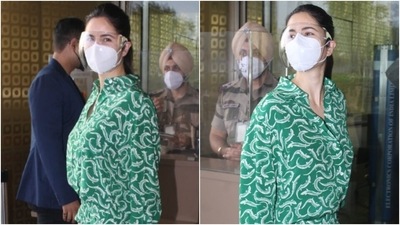 Katrina Kaif's printed shirt and trousers for nailing airport fashion comes at a whopping price: Can you guess? (HT Photo/Varinder Chawla) Katrina Kaif's printed shirt and trousers for nailing airport fashion comes at a whopping price: Can you guess? (HT Photo/Varinder Chawla)