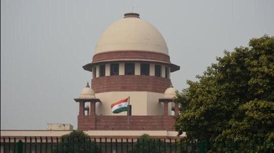 To decide this issue, the applicants sought intervention in the proceedings pending before the top court. (HT File) To decide this issue, the applicants sought intervention in the proceedings pending before the top court. (HT File)