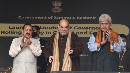 Union home minister Amit Shah with Lieutenant Governor of Jammu and Kashmir Manoj Sinha and MoS for Science and Technology Dr Jitendra Singh. (Photo by Waseem Andrabi/Hindustan Times)
